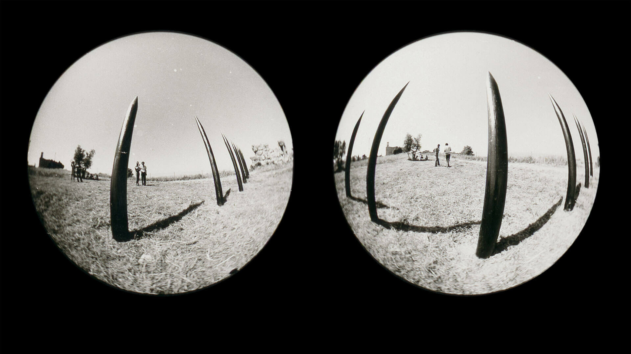 "Sculture in città - Volterra '72" - photographic print (Box 1 Folder 6 Unit 20) Credits Associazione Archivio Mauro Staccioli / Bibliotheca Hertziana – Max-Planck-Institut für Kunstgeschichte, Roma. Foto di Aulo Guidi