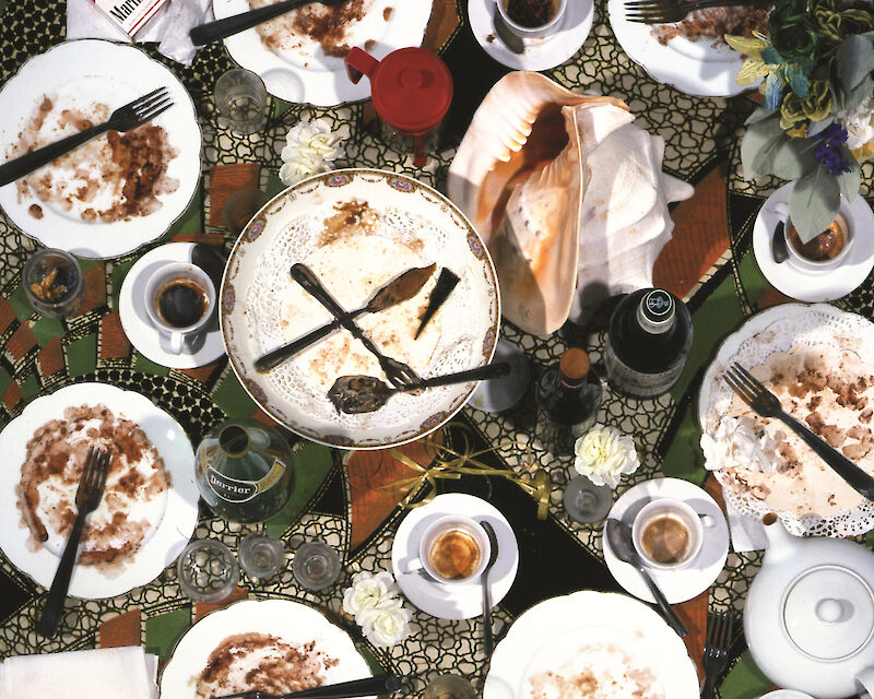 Daniel Spoerri, La gouter de la famille Andreae, 1992. Assemblage on panel, “tableau-piège”, 90×90×45 cm. Centro per l'arte contemporanea Luigi Pecci, Prato. Donation by Carlo Palli