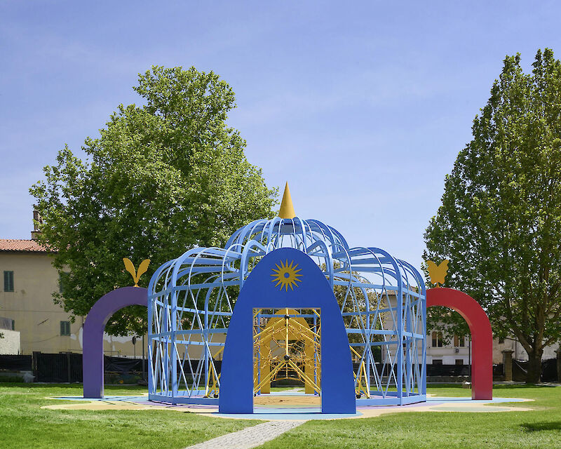 Atelier Mendini con Andrea Balzari, Pagoda, 2015, Giardino Volante, Pistoia. Courtesy Fondazione Caript. Ph. Stefano Poggialini