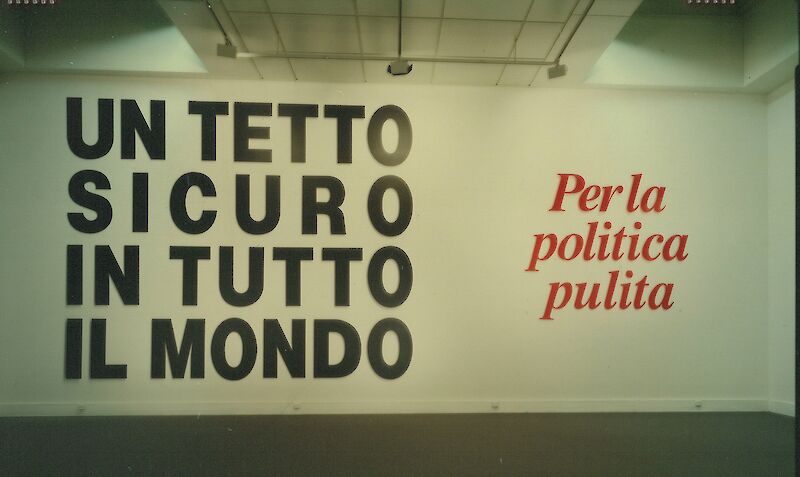 Fotografia di allestimento Altrove