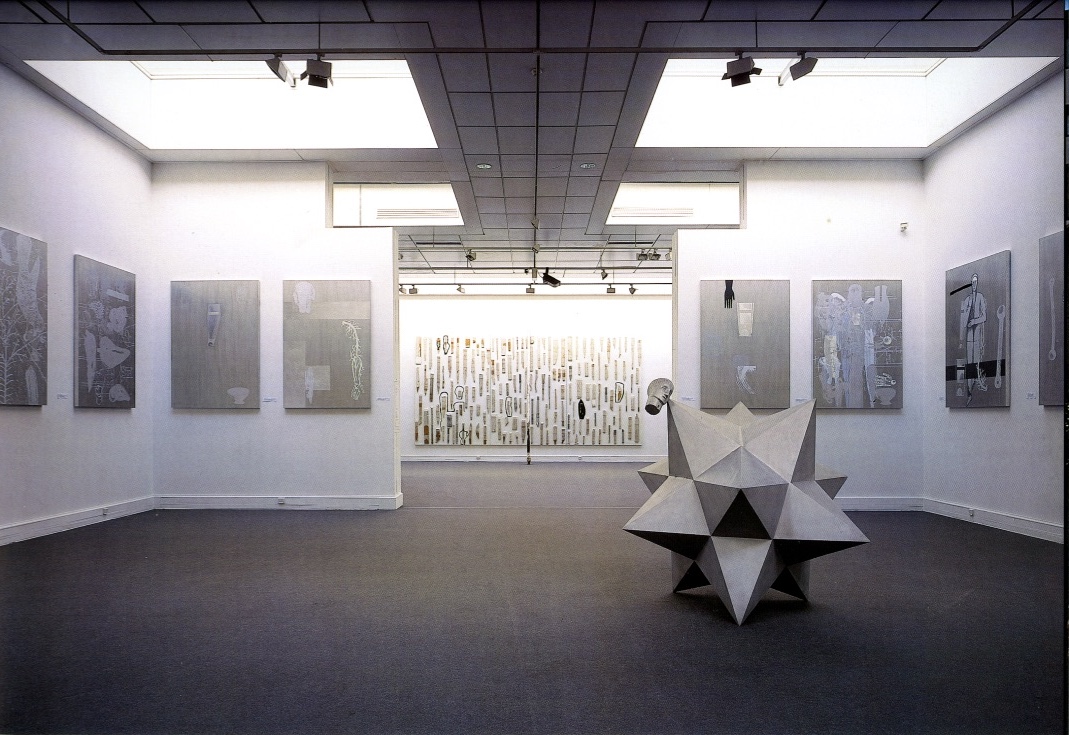 Paladino, fotografia di allestimento, 2002