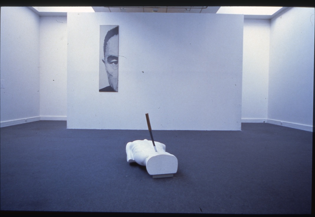 Senritsumirai, fotografia di allestimento, 2001, 2