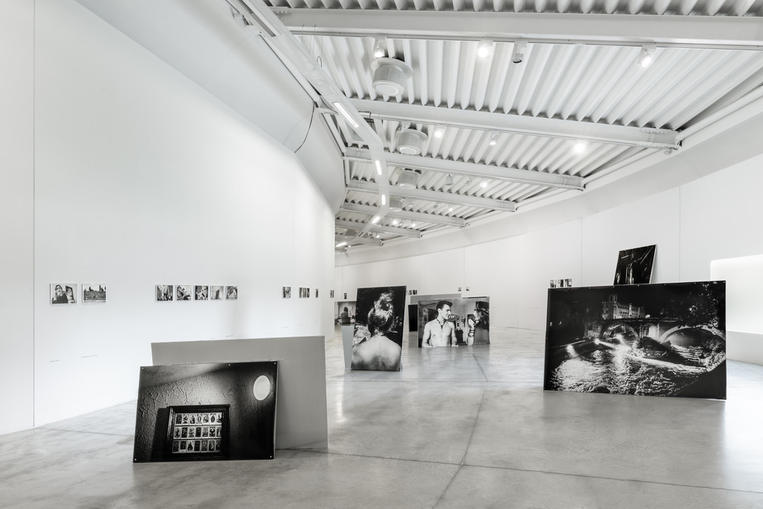 Lina Pallotta. Volevo vedermi negli occhi, fotografia di allestimento, foto Filippo Rossi con Marco Cappelletti