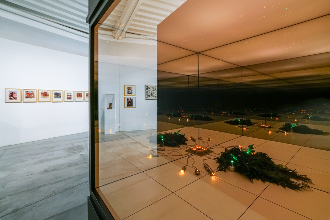 Spazio radicale, fotografia di allestimento, 2021