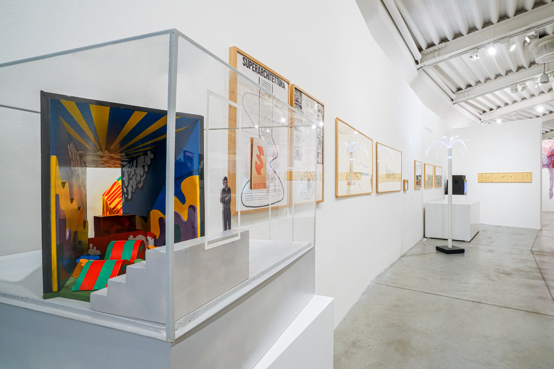 Spazio radicale, fotografia di allestimento, 2021