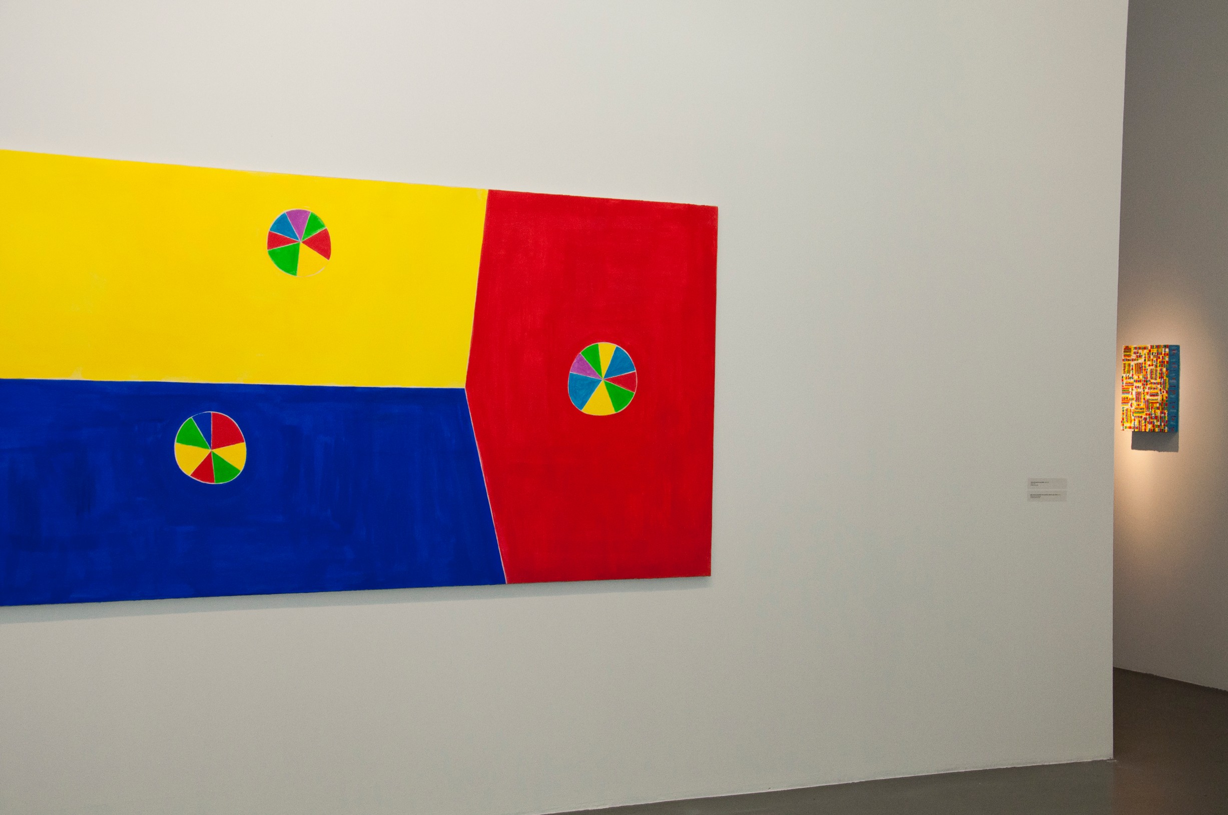 Nicola De Maria. I miei dipinti s'inchinano a Dio, fotografia di allestimento, 2011