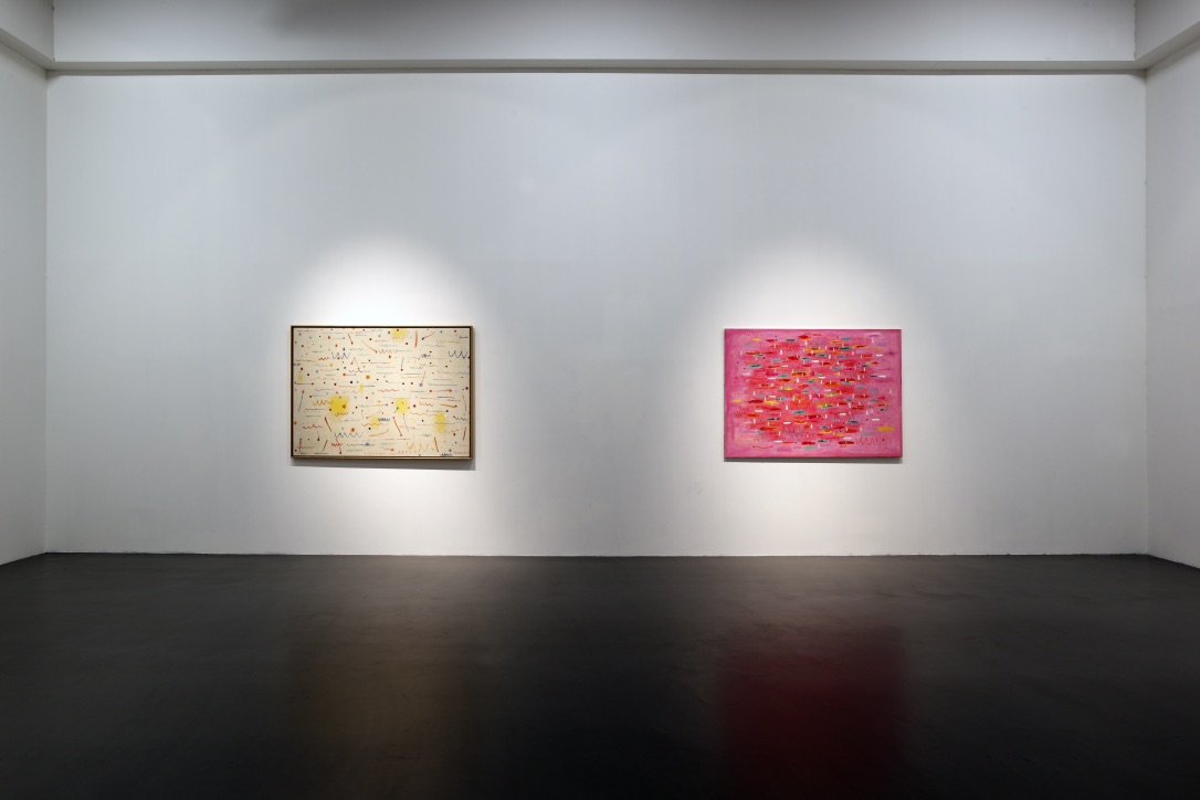 Nicola De Maria. I miei dipinti s'inchinano a Dio, fotografia di allestimento, 2011